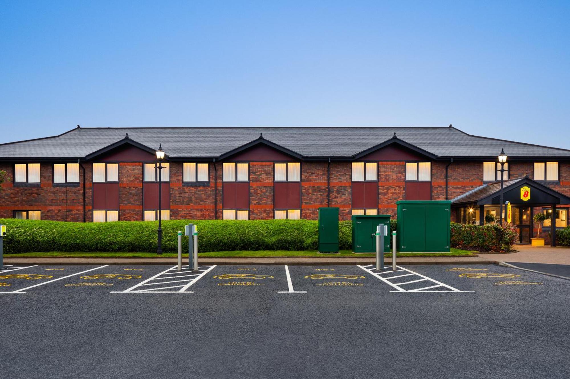 Hotel Super 8 By Wyndham Durham Exterior foto